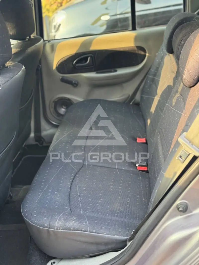 2004 Renault Clio