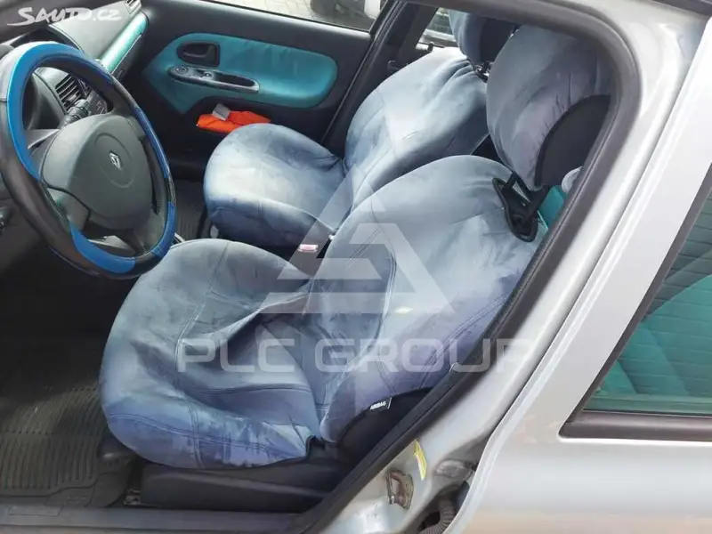 2004 Renault Clio