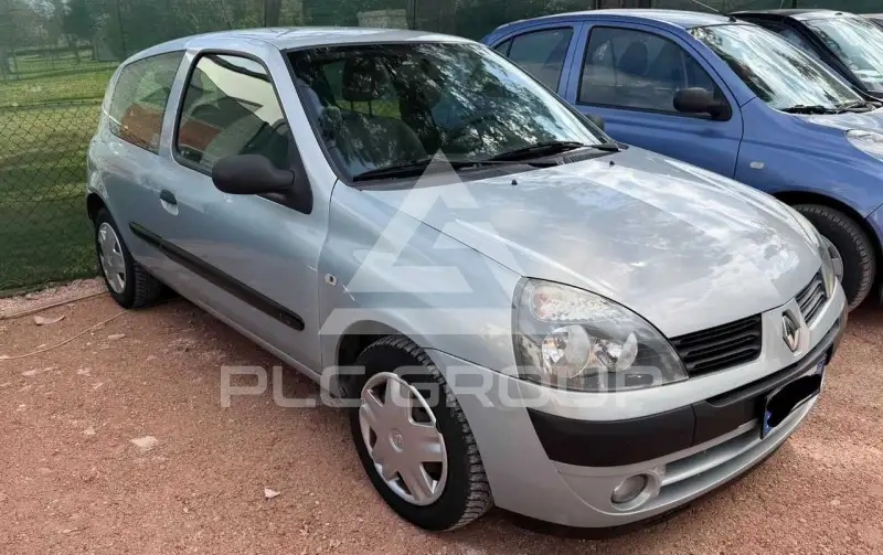 2004 Renault Clio