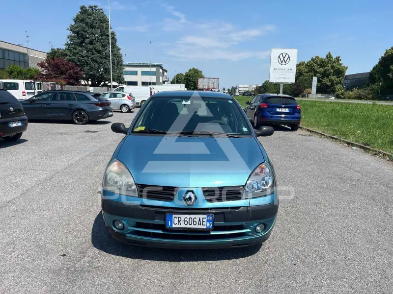 2004 Renault Clio