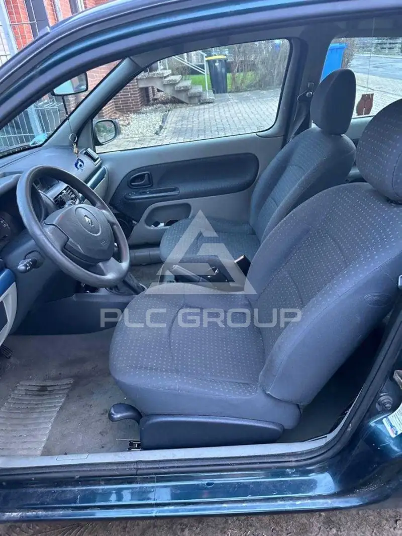 2004 Renault Clio
