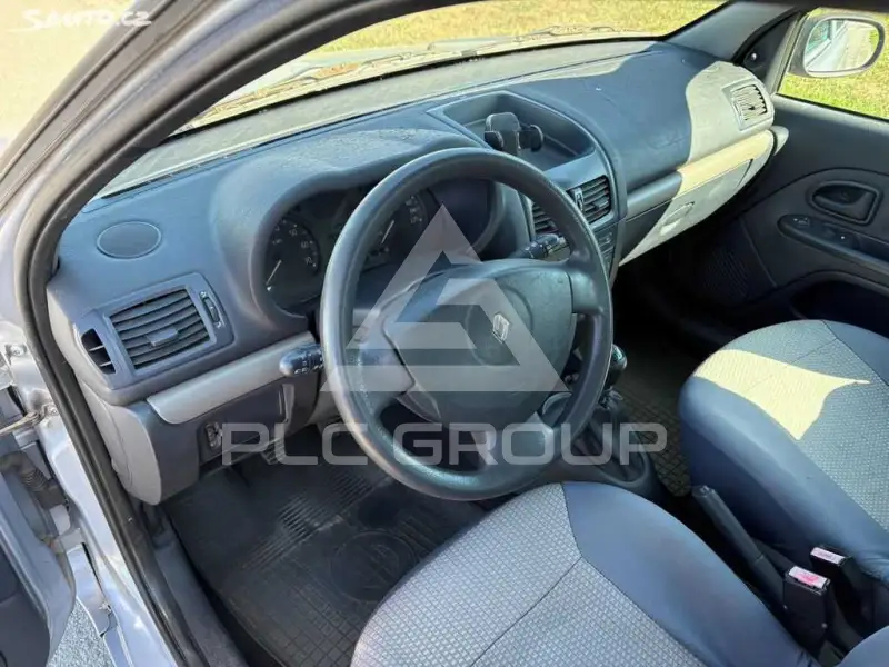 2004 Renault Clio