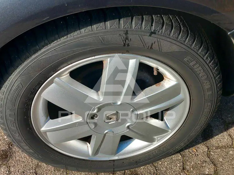 2004 Renault Megane