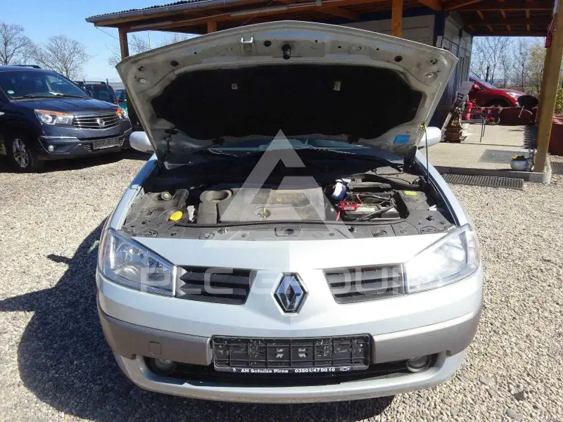 2004 Renault Megane