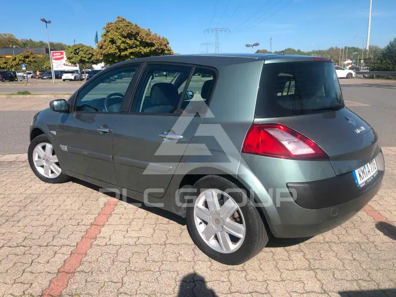 2004 Renault Megane