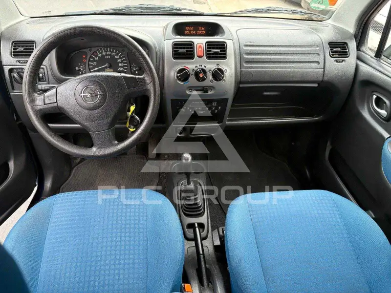 2004 Opel AGILA