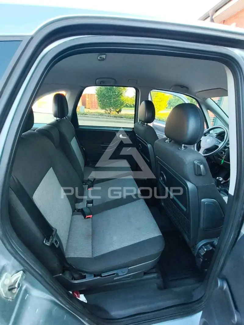 2004 Opel MERIVA