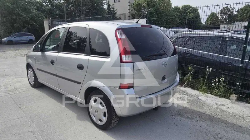2004 Opel MERIVA