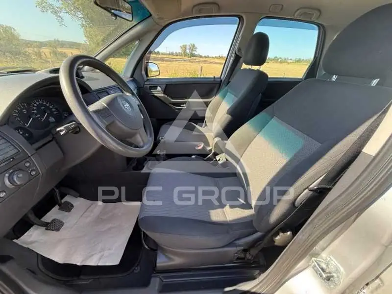2004 Opel MERIVA