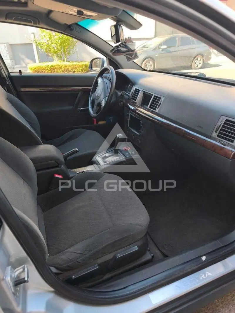 2004 Opel Vectra