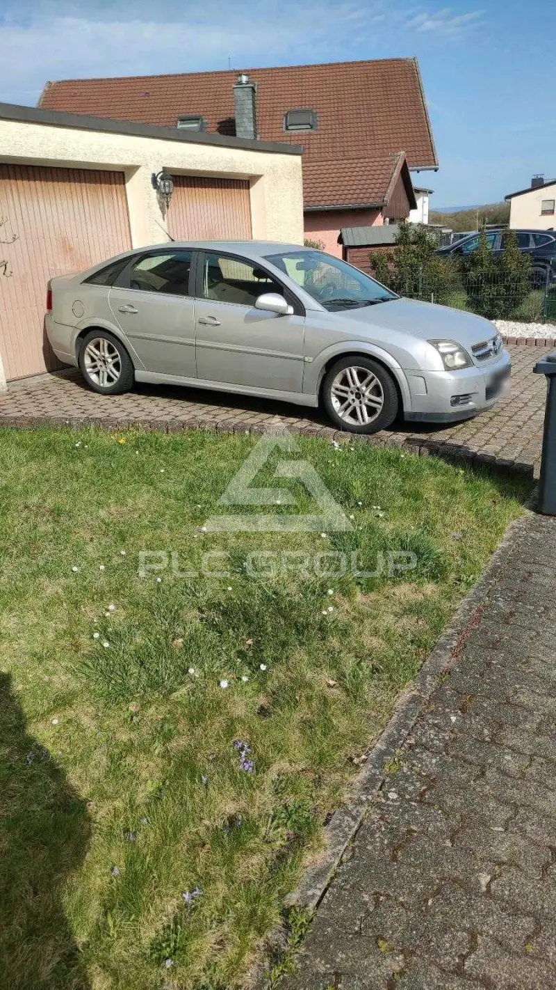 2004 Opel Vectra