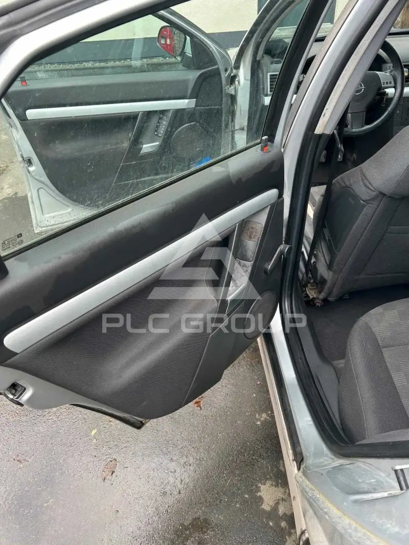 2004 Opel Vectra