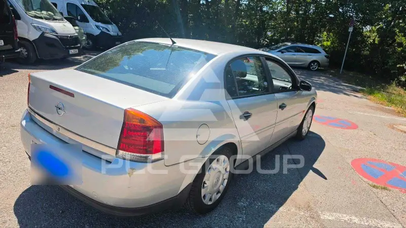 2004 Opel Vectra