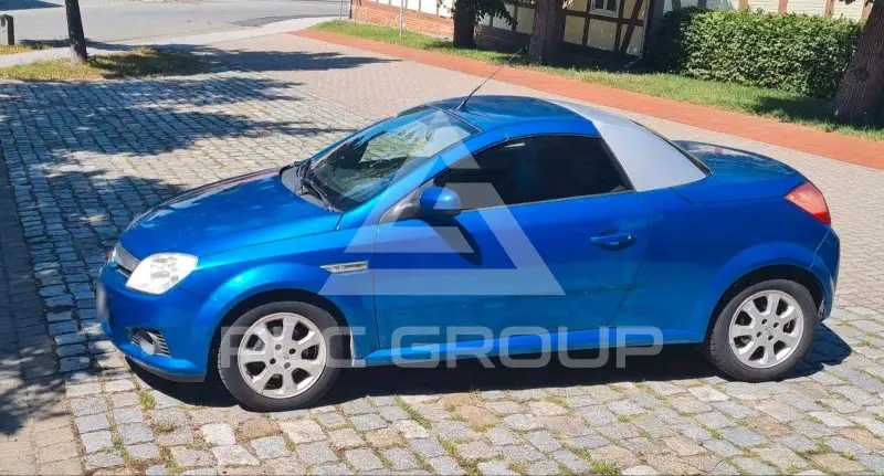 2004 Opel Tigra