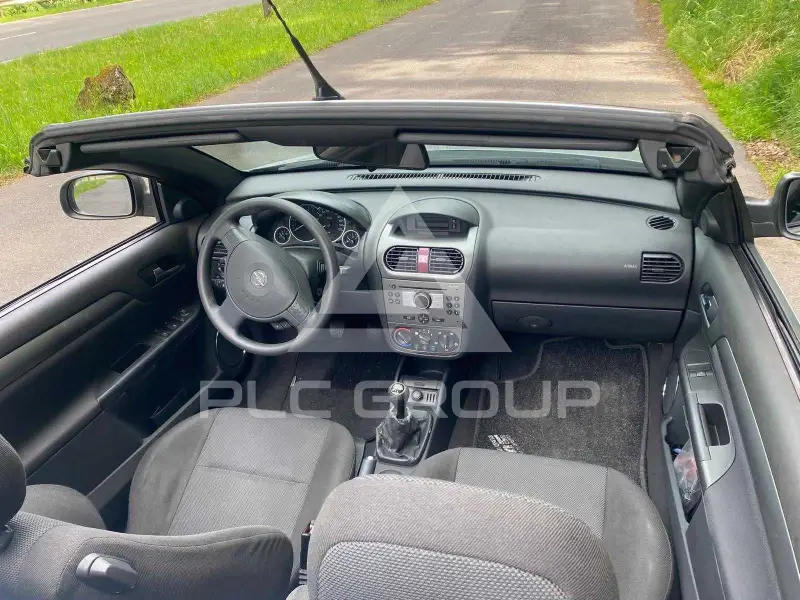 2004 Opel Tigra