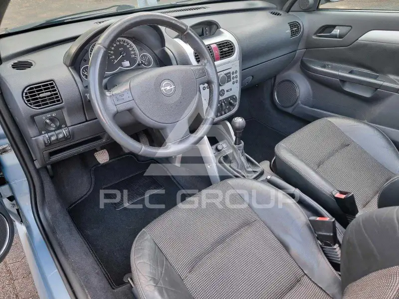 2004 Opel Tigra
