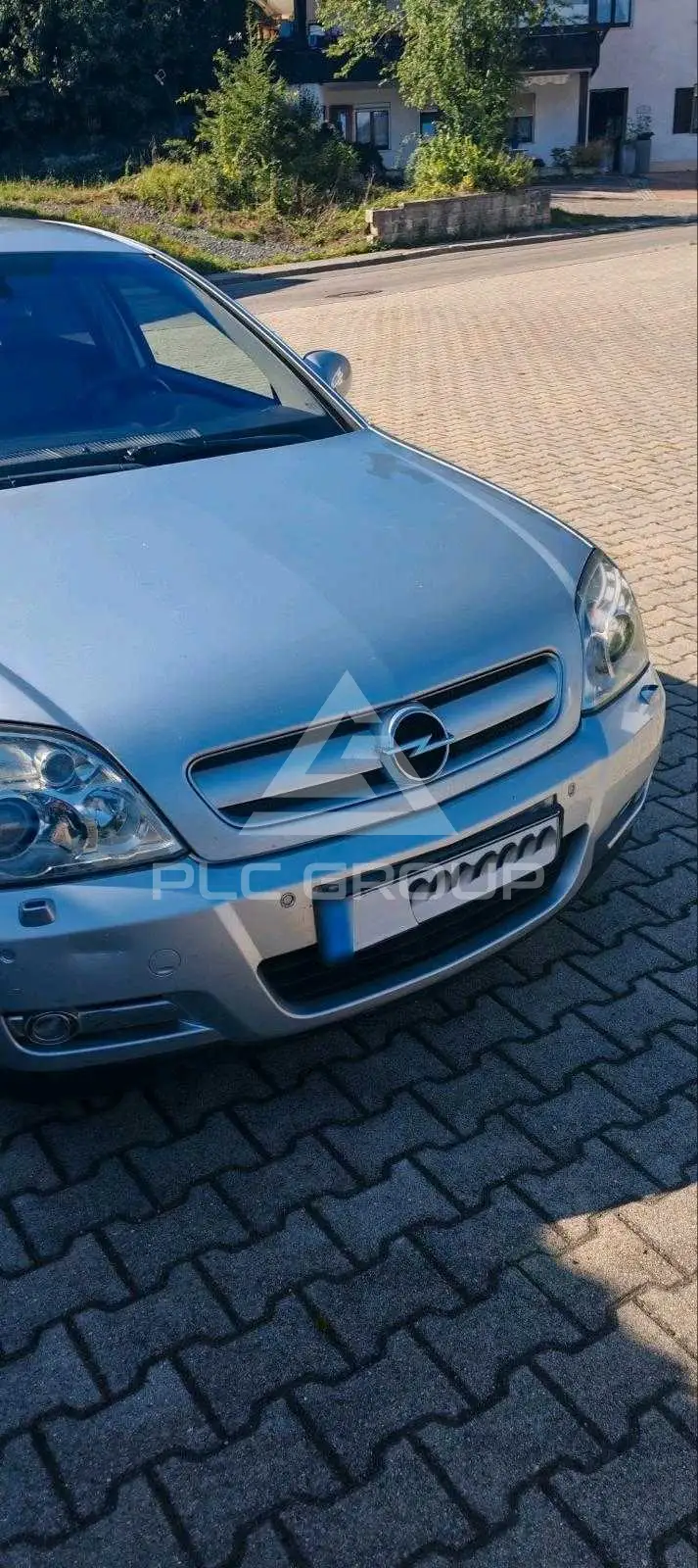 2004 Opel Signum