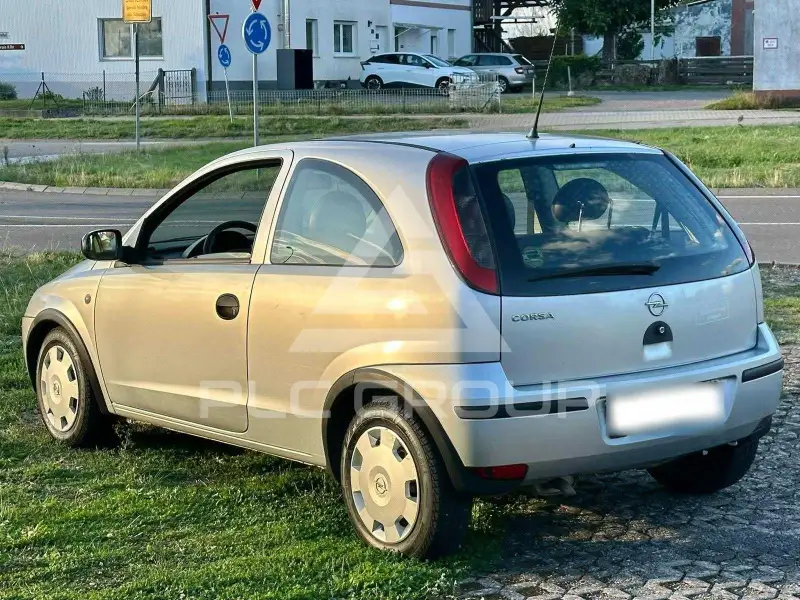 2004 Opel Corsa