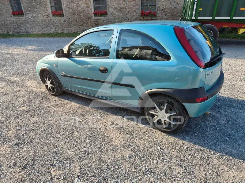 2004 Opel Corsa