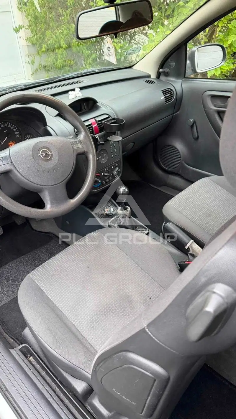 2004 Opel Corsa