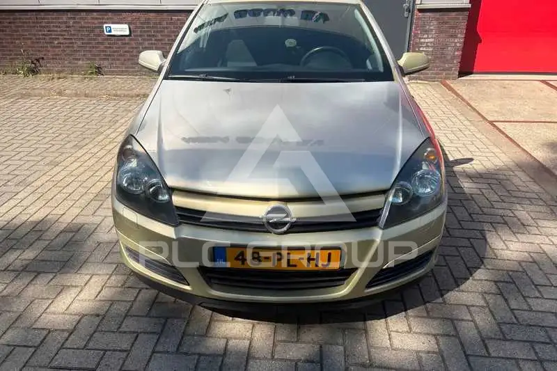 2004 Opel Astra