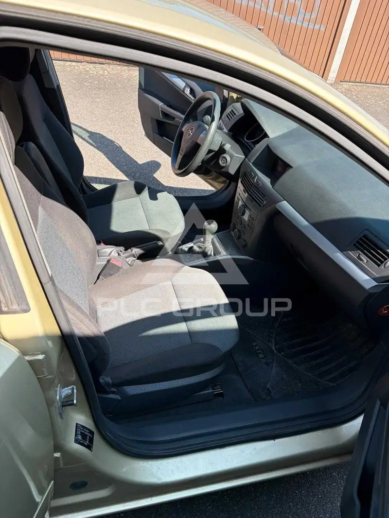 2004 Opel Astra