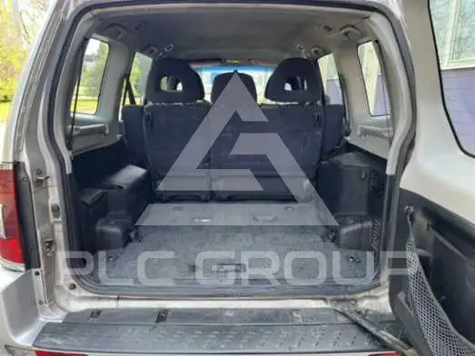 2005 Mitsubishi PAJARO