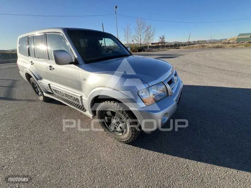 2005 Mitsubishi MONTERO