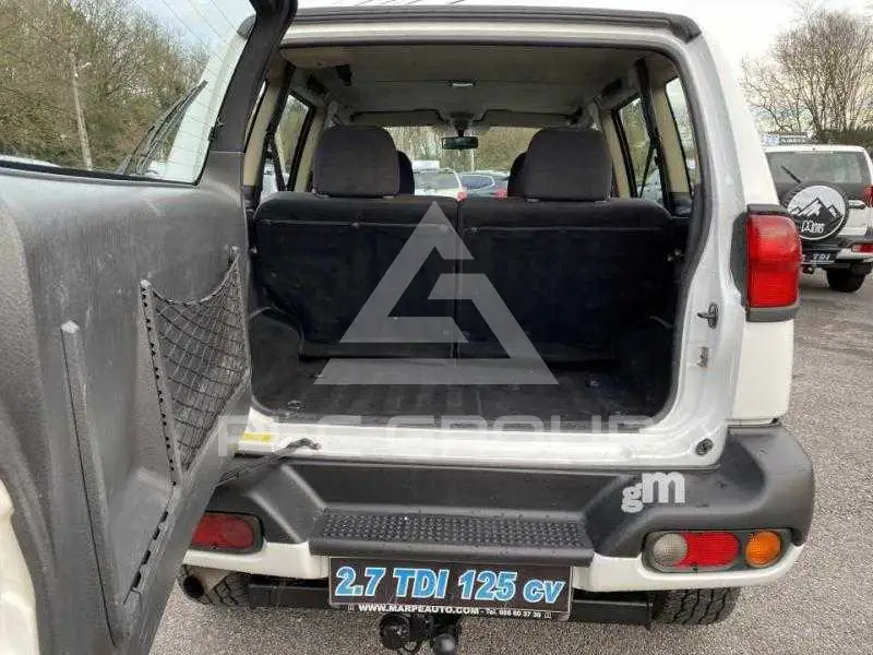 2005 Nissan Terrano