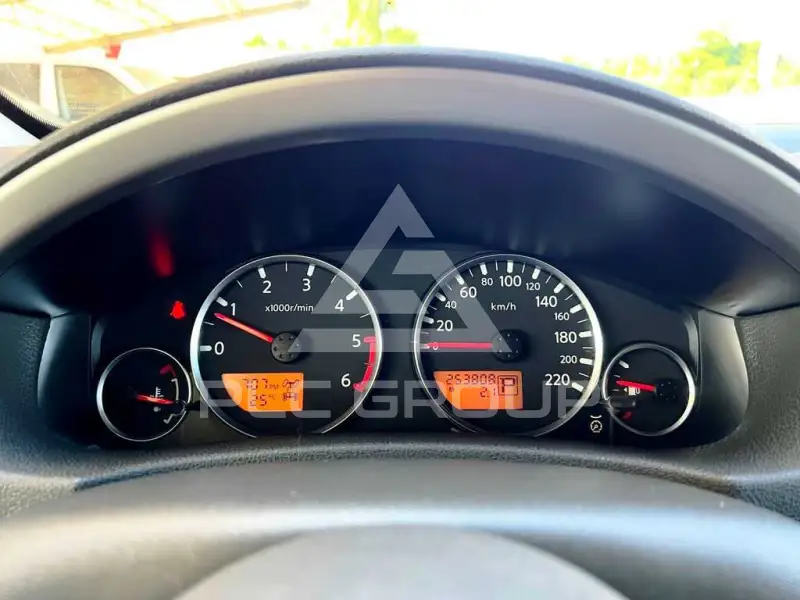 2005 Nissan PATHFINDER