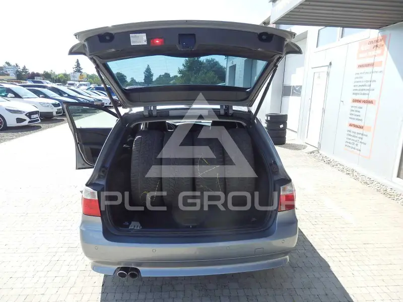2005 BMW 218
