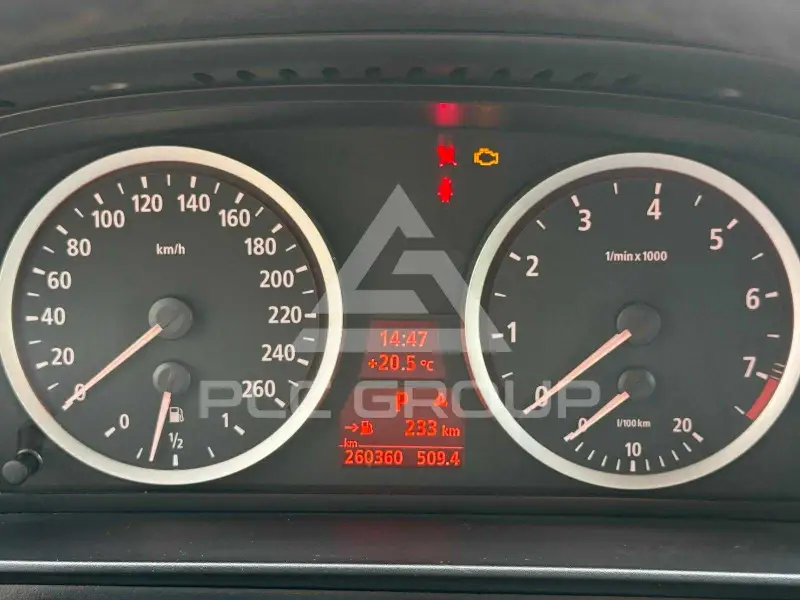 2005 BMW 523