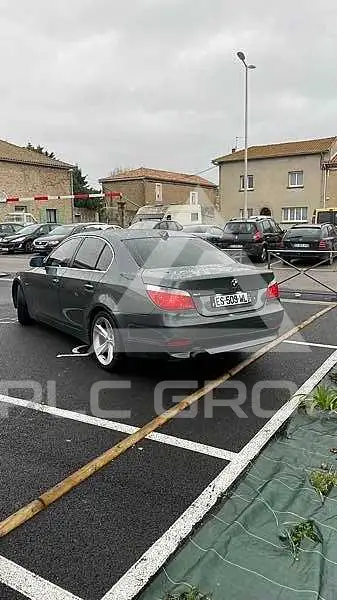 2005 BMW 523