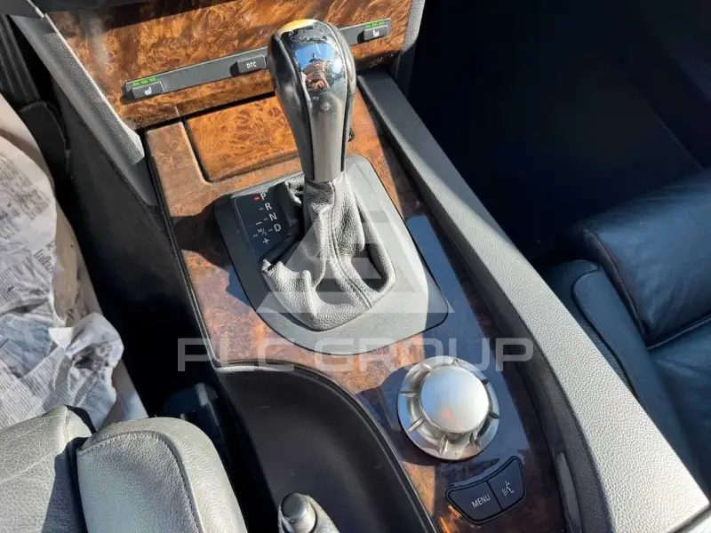 2005 BMW 523