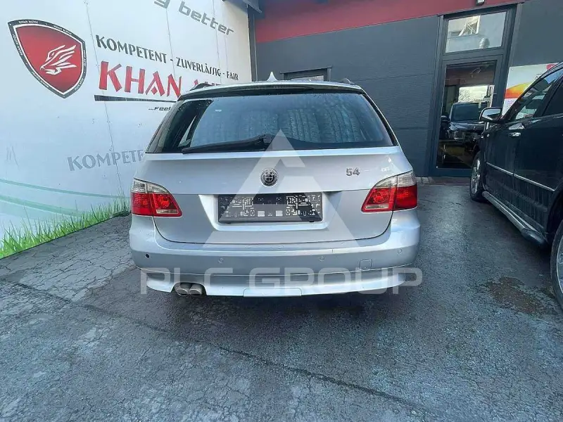 2005 BMW 523