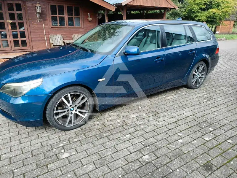2005 BMW 523