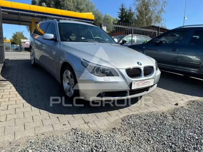 2005 BMW 523