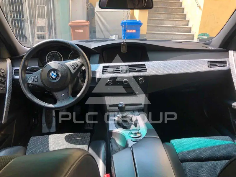 2005 BMW 523