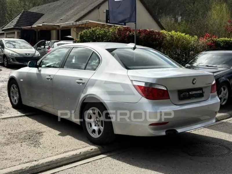 2005 BMW 523