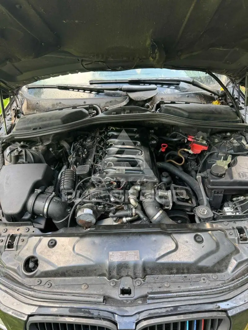 2005 BMW 523