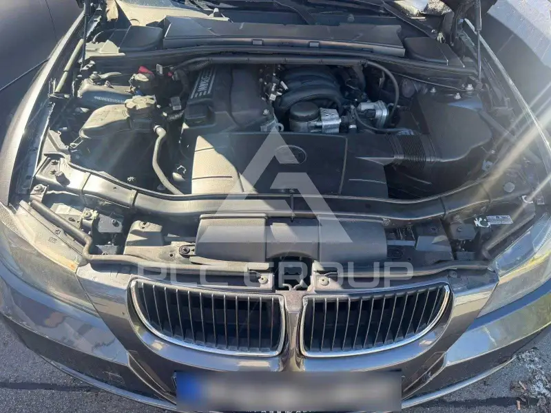 2005 BMW 330
