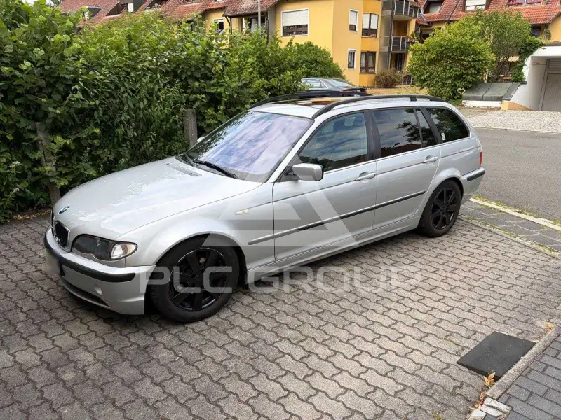 2005 BMW 330