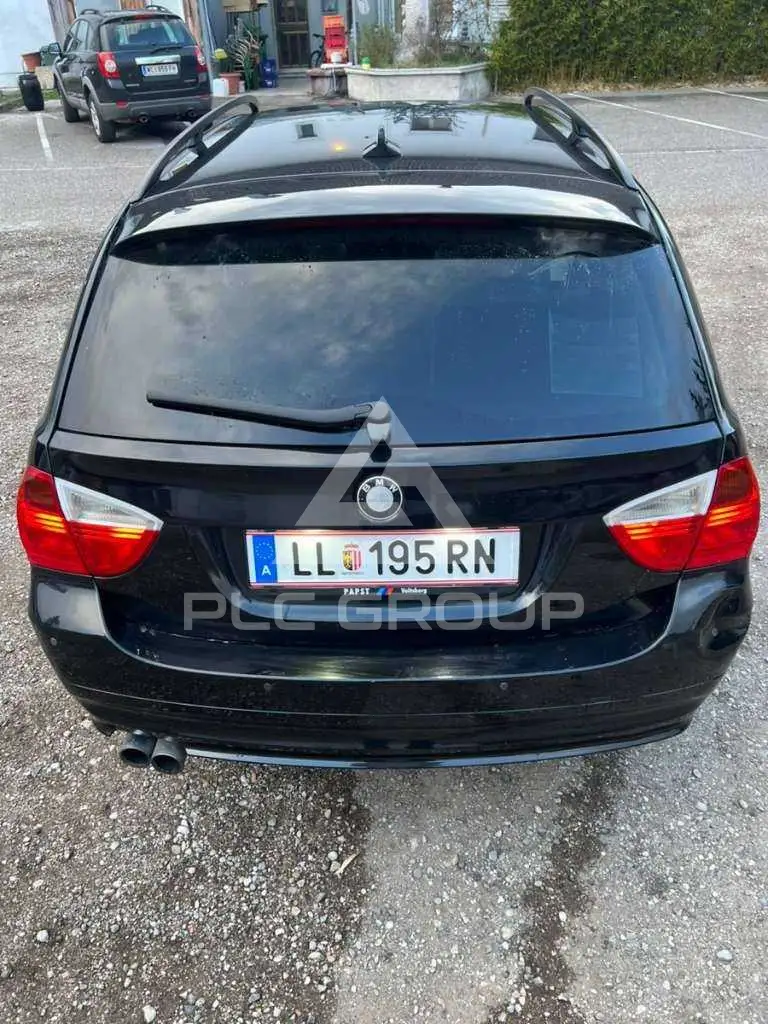 2005 BMW 330