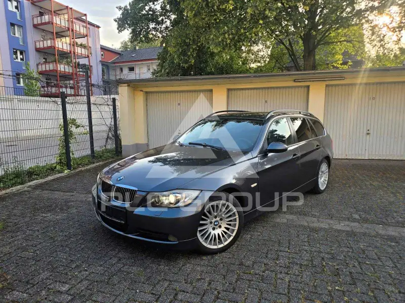 2005 BMW 330