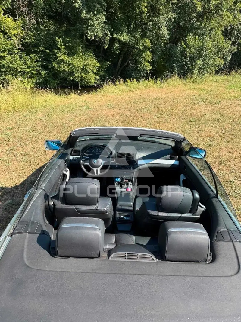 2005 BMW 330
