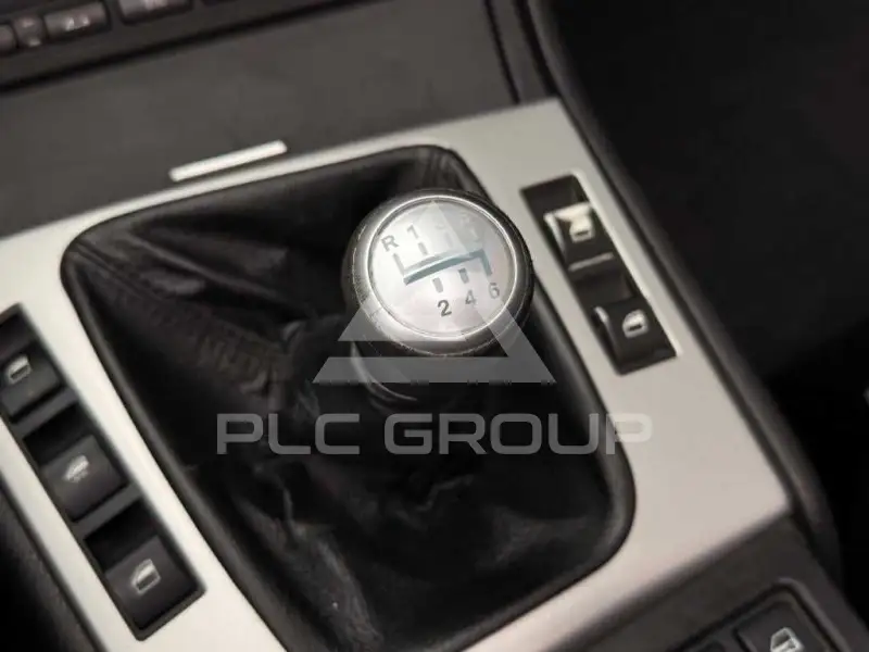 2005 BMW 330