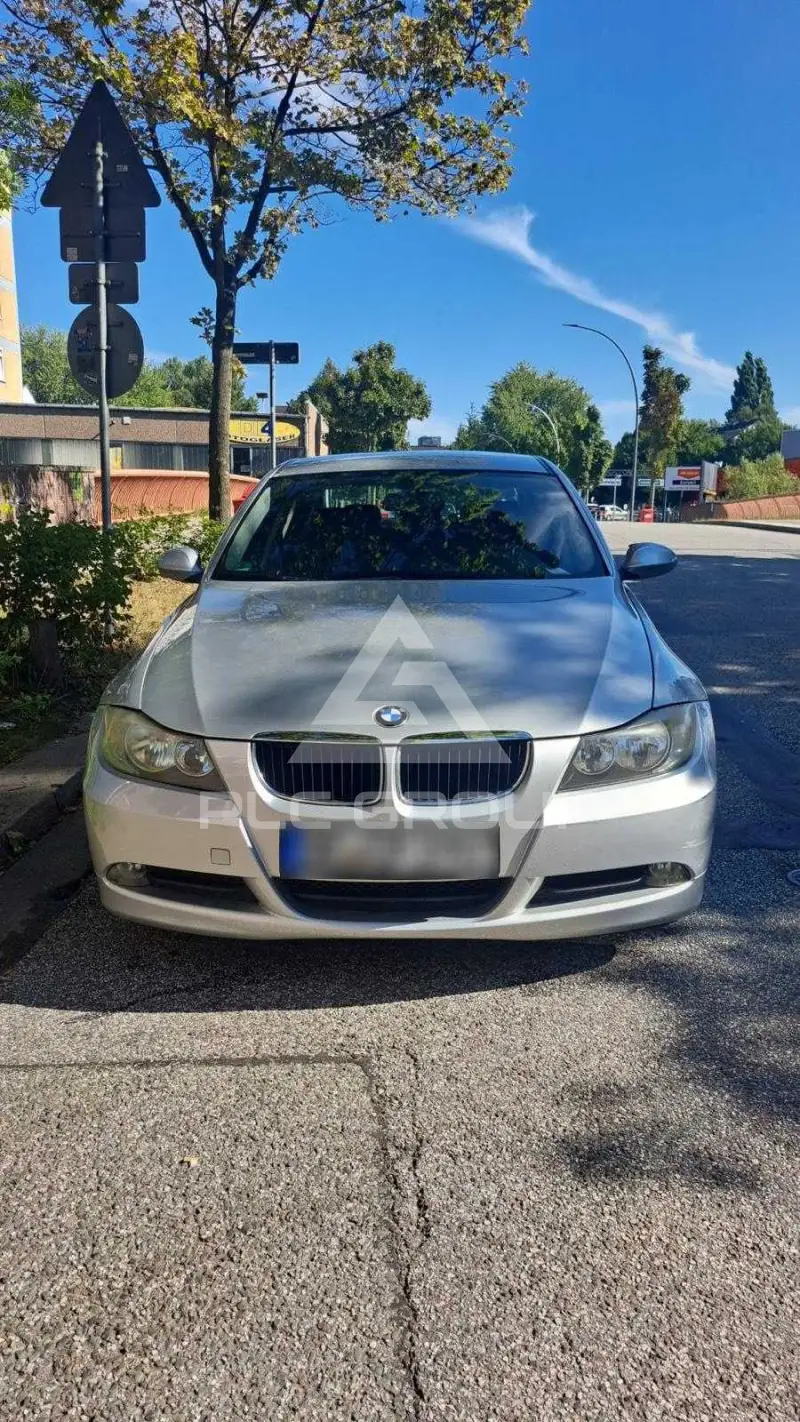 2005 BMW 330