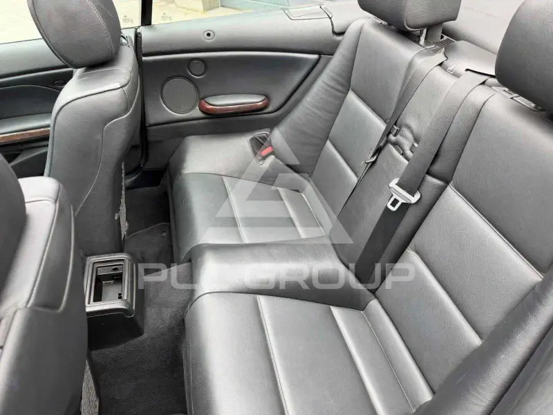 2005 BMW 330