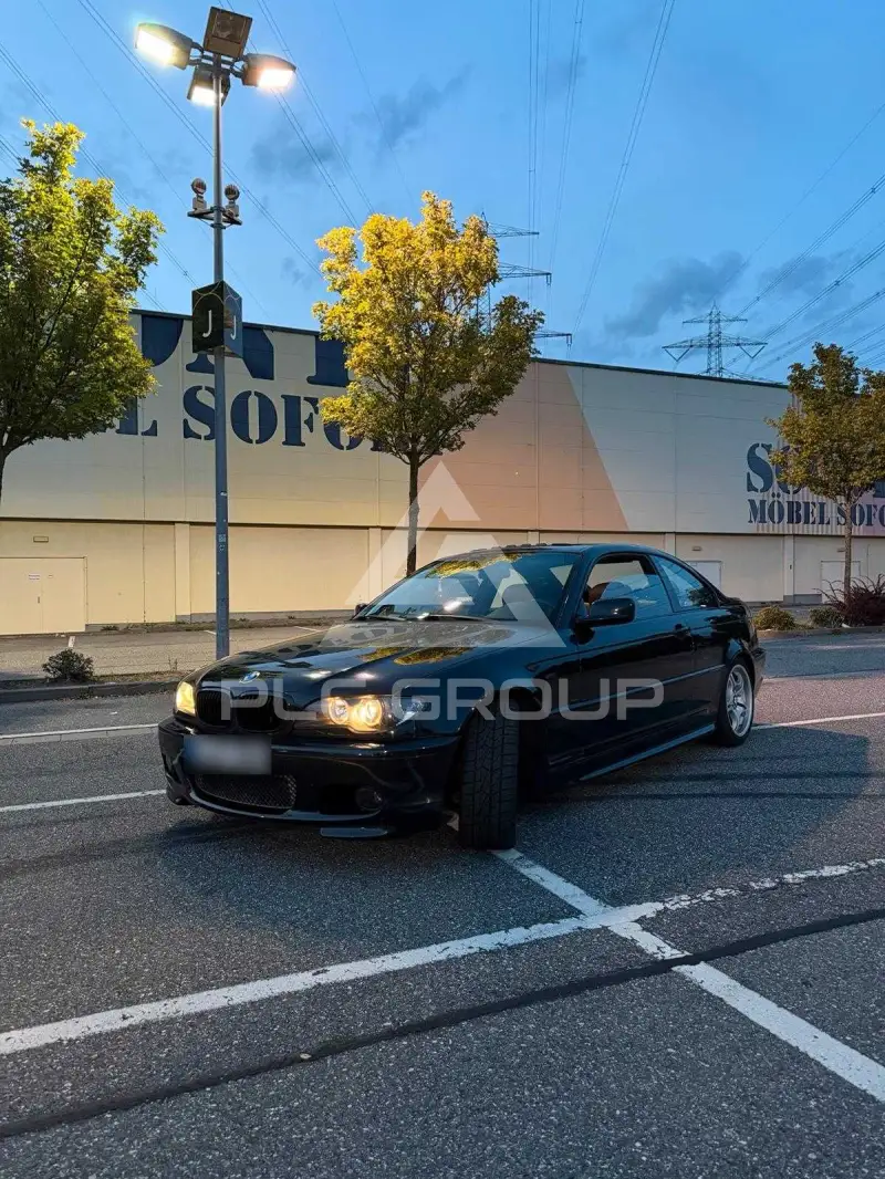 2005 BMW 330
