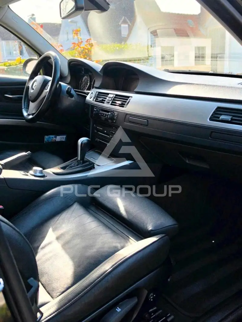 2005 BMW 330